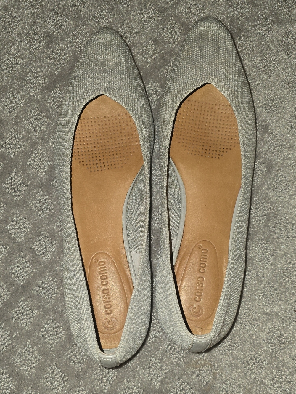 Corso Como Light Gray Knit Pointed-Toe Ballet Flats